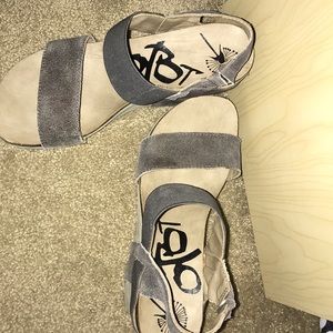 OTBT Bushnell platform sandals